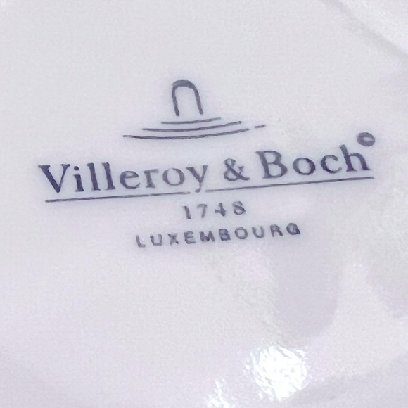 Pair of Villeroy & Bich 1748 Luxembourg Coffee Mugs - Picture 7 of 8